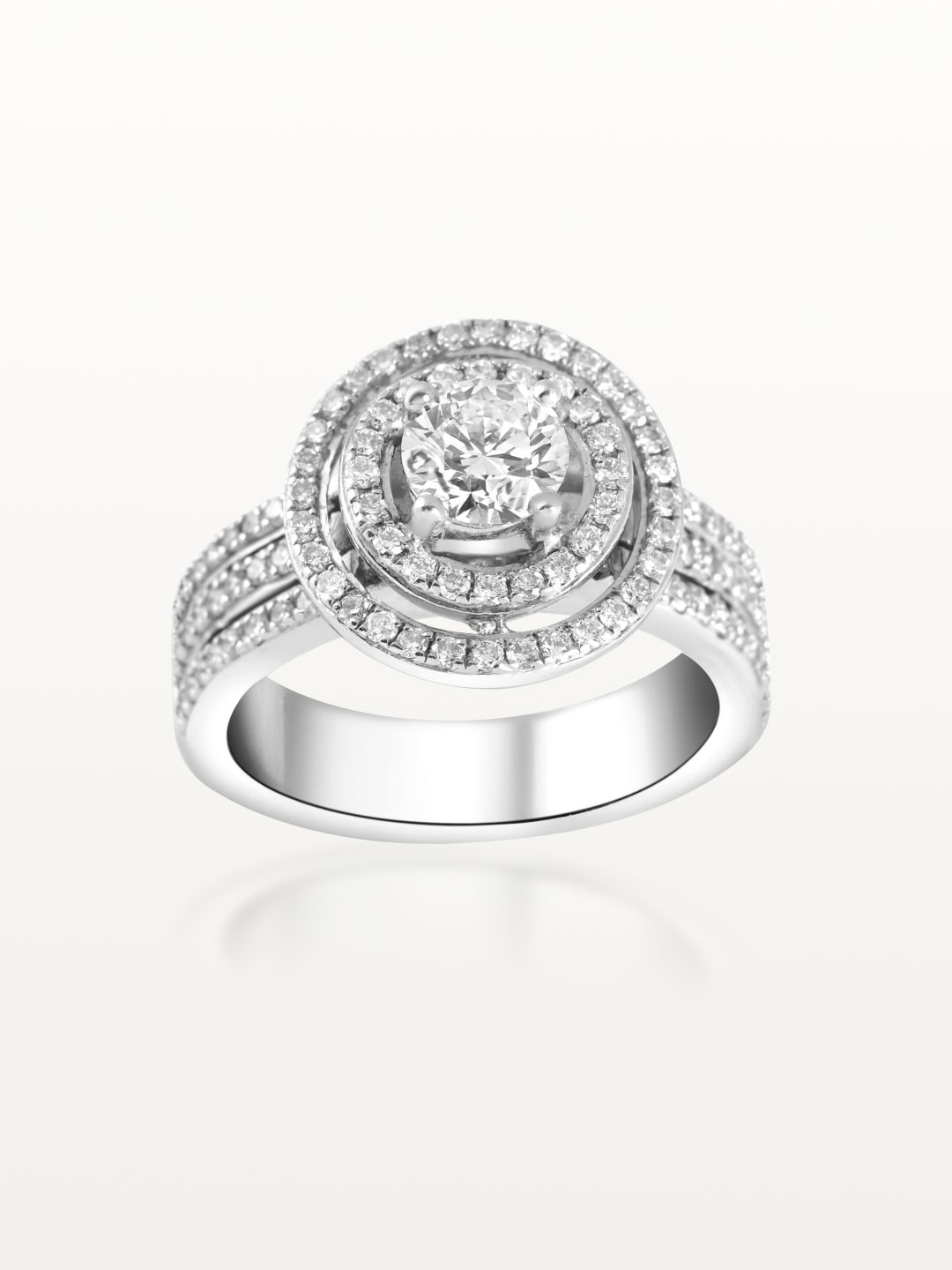 SOLITAIRE ODE À L’AMOUR, DIAMANT TAILLE BRILLANT, DOUBLE HALO, FULL PAVÉ