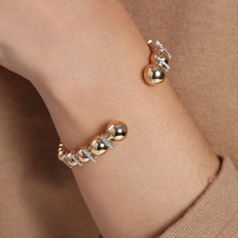 bracelet-bloom-sphères-or-rose-serti-diamants-blanc-kara.S-haute-joaillerie-maroc