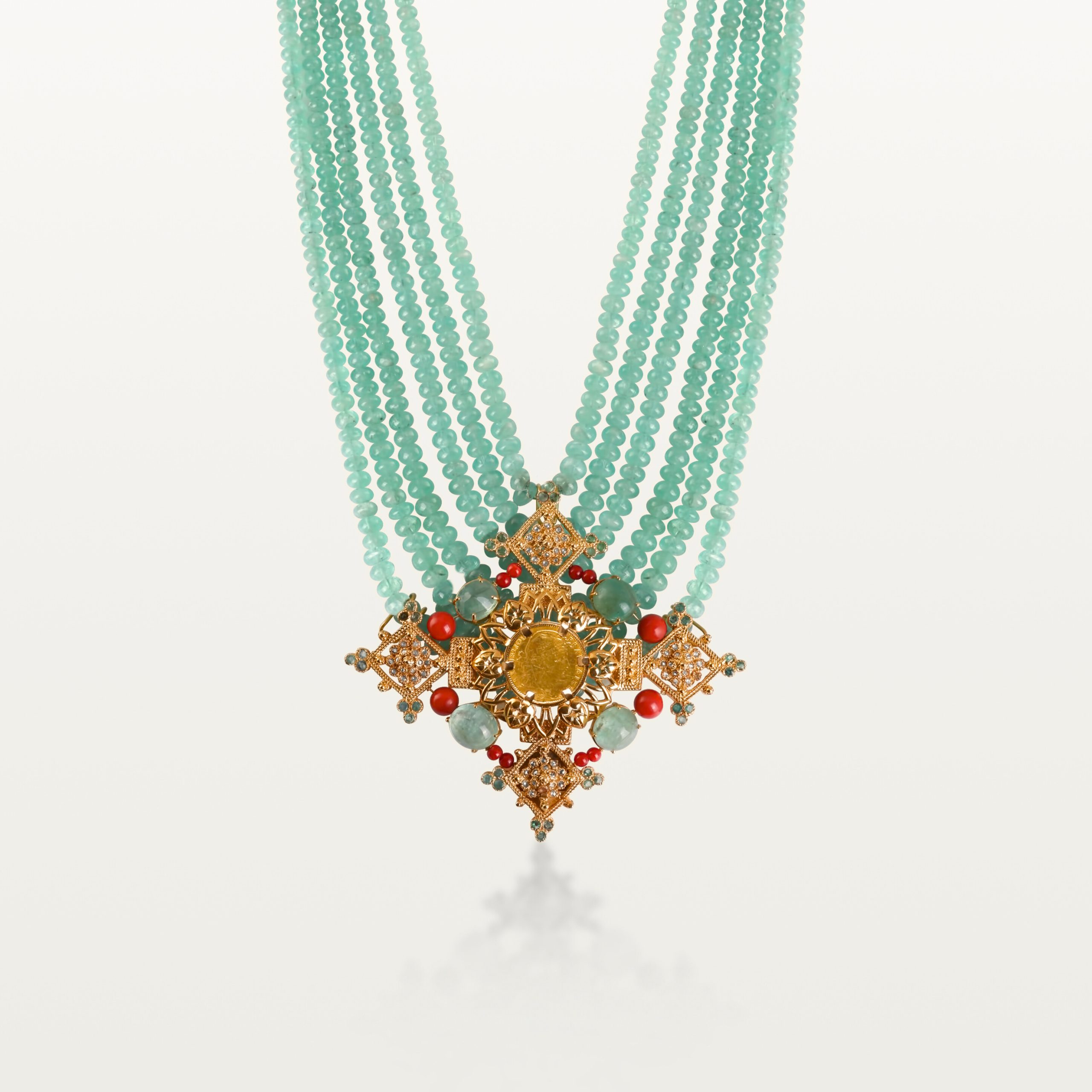 COLLIER MTEJA HOMMAGE AU PASSÉ, INSPIRATION BERBÈRE & LOUIS D’OR CENTRAL