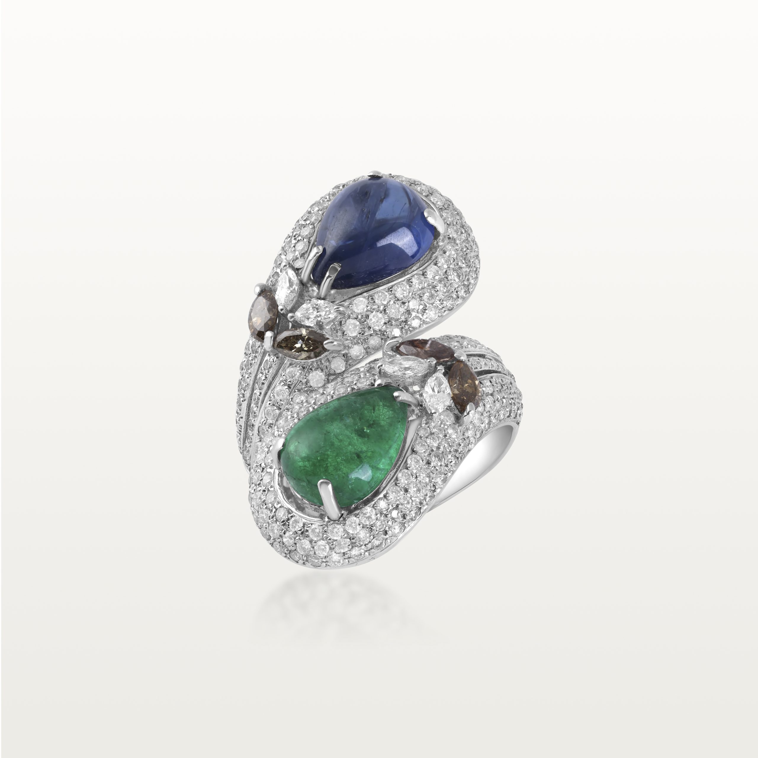 BAGUE LE LAC DES CYGNES, DUALITÉ D'ÉMERAUDE ET DE SAPHIR