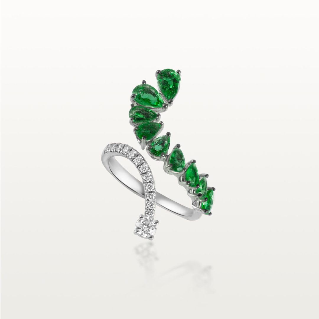 BAGUE A&MORE, ENTRE-DOIGT, DIAMANTS ET ÉMERAUDES