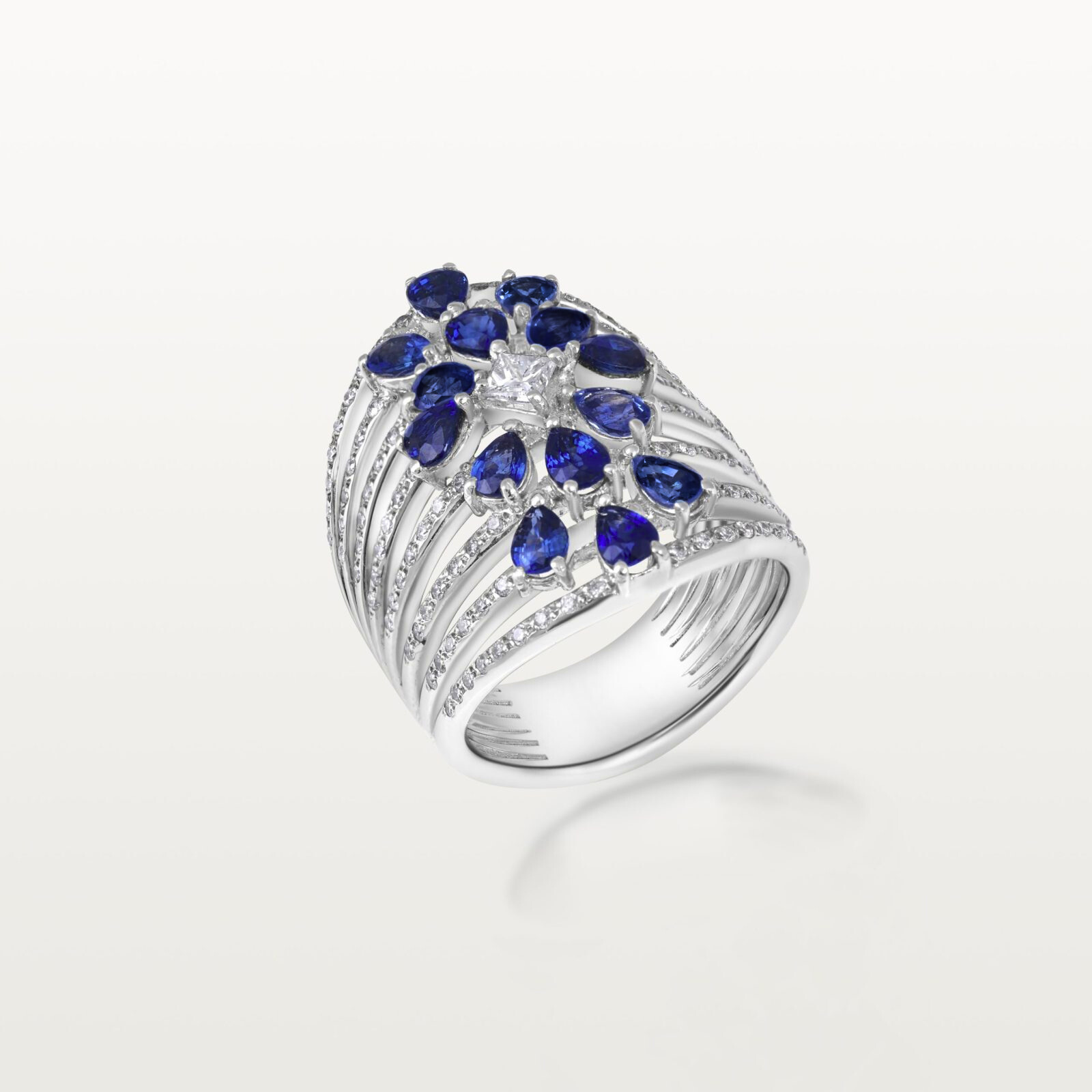 BAGUE LES IMPÉRIALES, SAPHIRS POIRE ET DIAMANTS