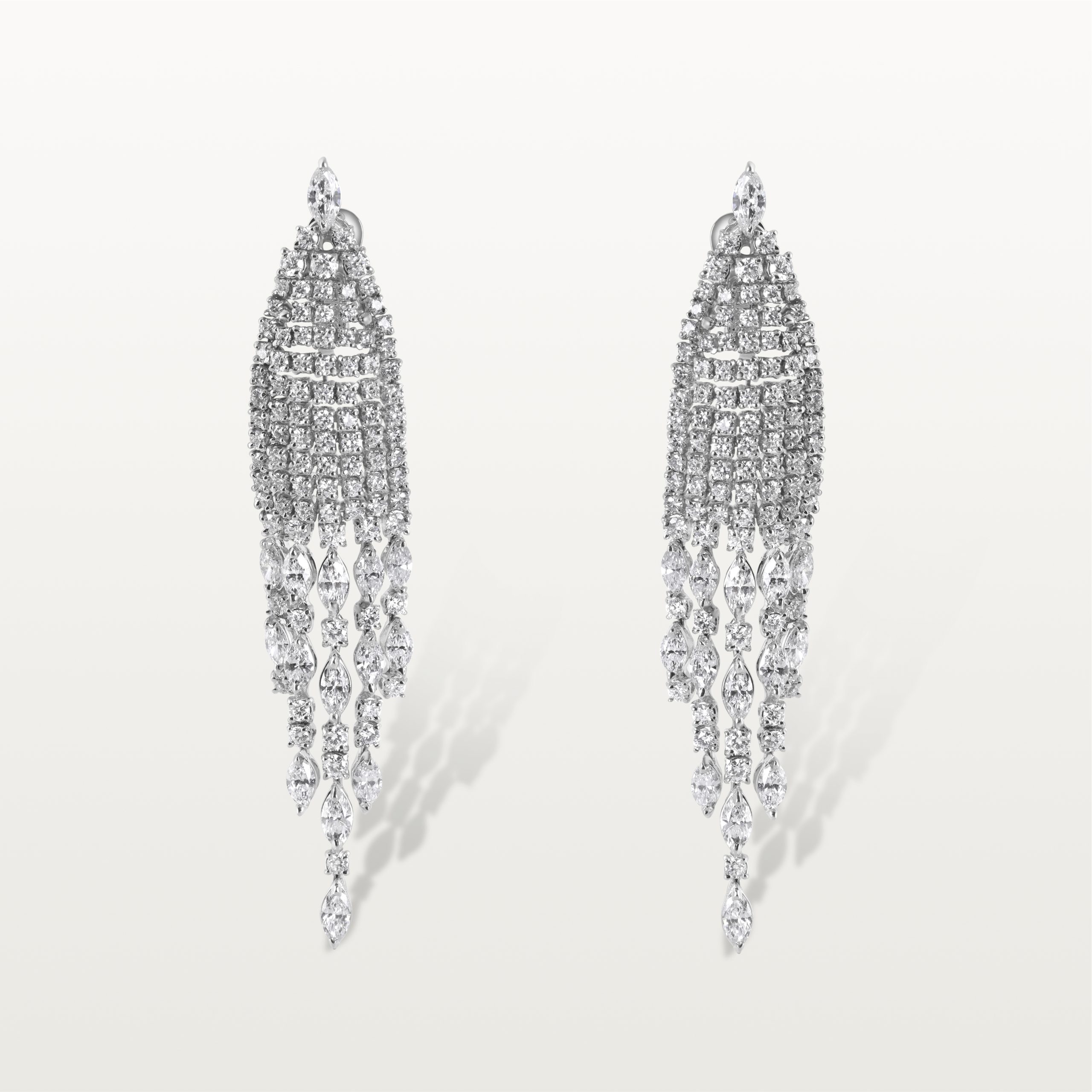 BOUCLES D’OREILLES LES IMPÉRIALES, CASCADE DE DIAMANTS