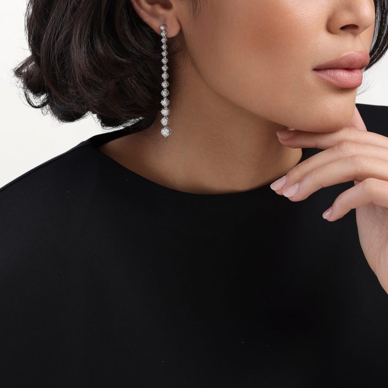 boucles-d’oreilles-chute-diamants-blanc-haute-joaillerie2-impériales