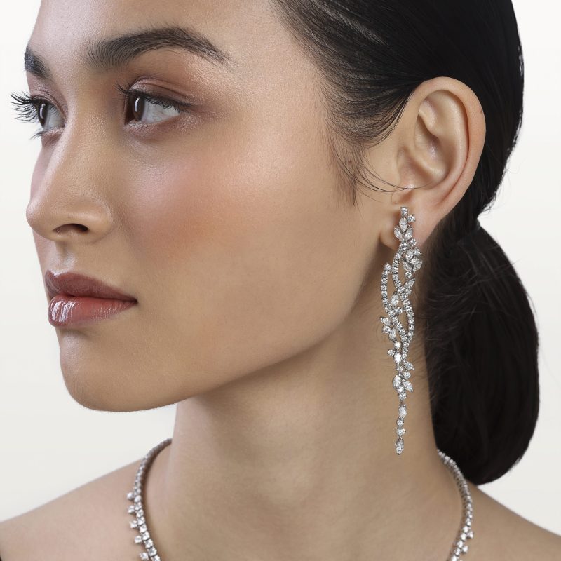 boucles-d’oreilles-chutes-diamants-blanc-haute-joaillerie-impériales