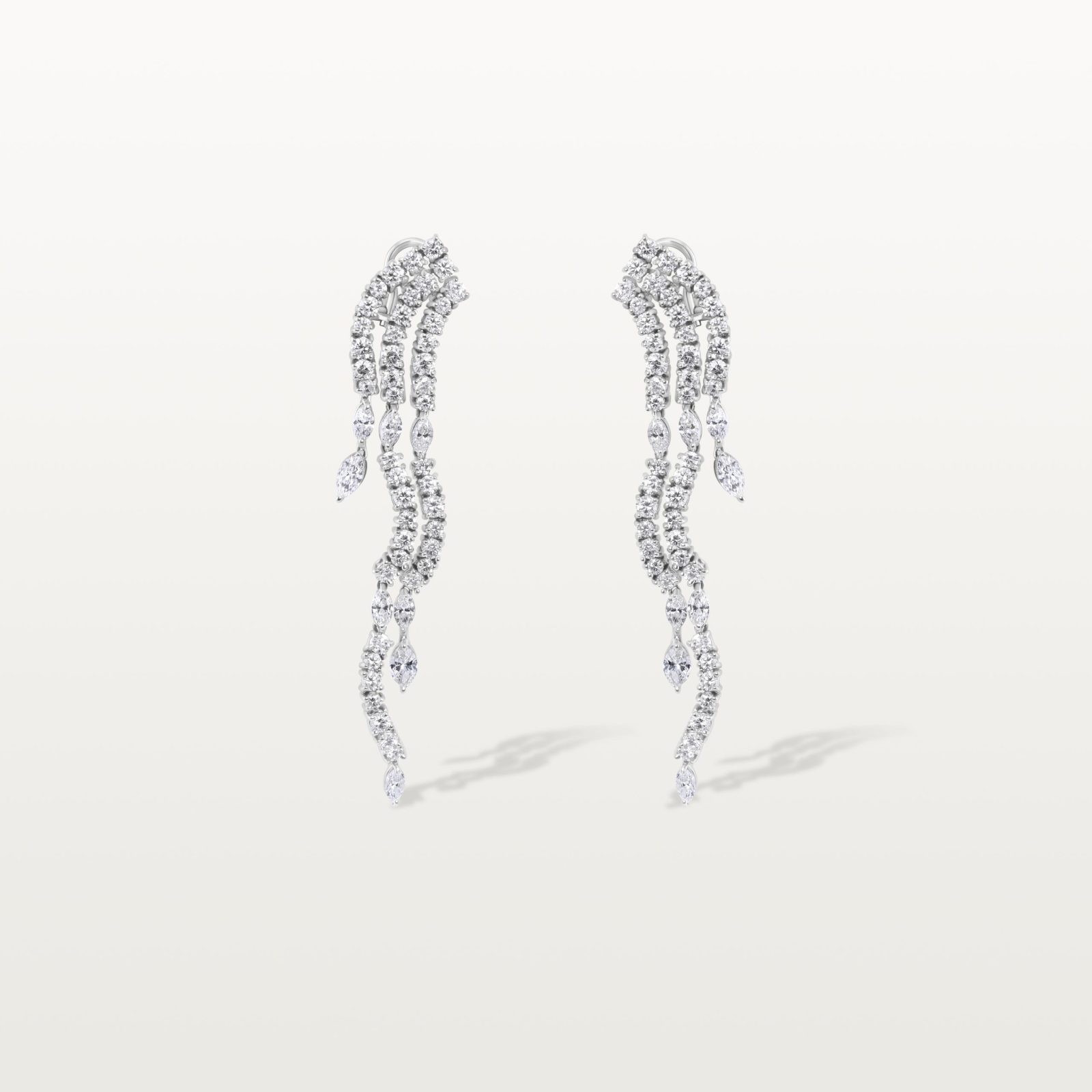 boucles-doreilles-chutes-diamants-blanc-haute-joaillerie-kara.s-imperiales-1600×1600.jpg.jpg