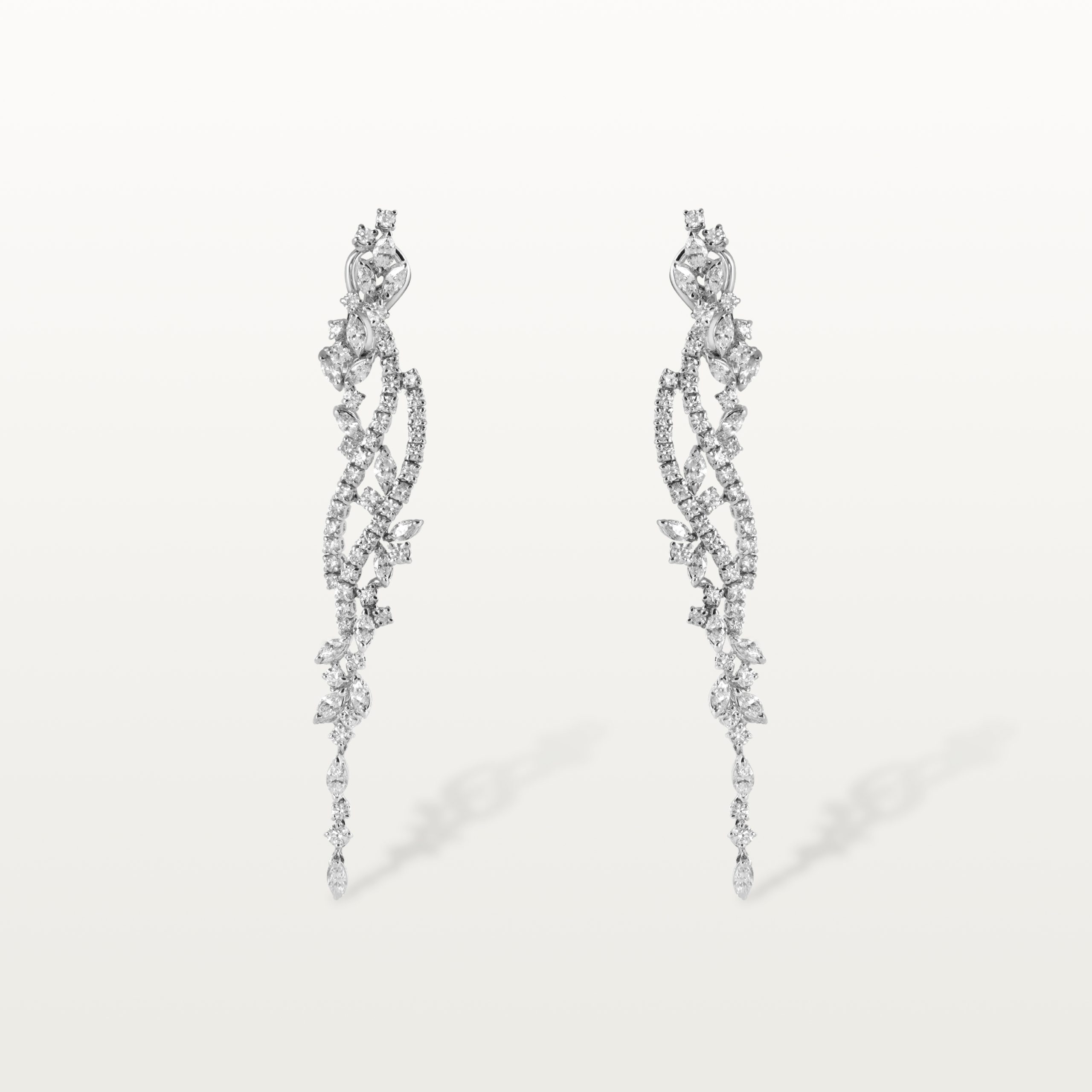 BOUCLES D’OREILLES LES IMPÉRIALES, CHUTE DE DIAMANTS