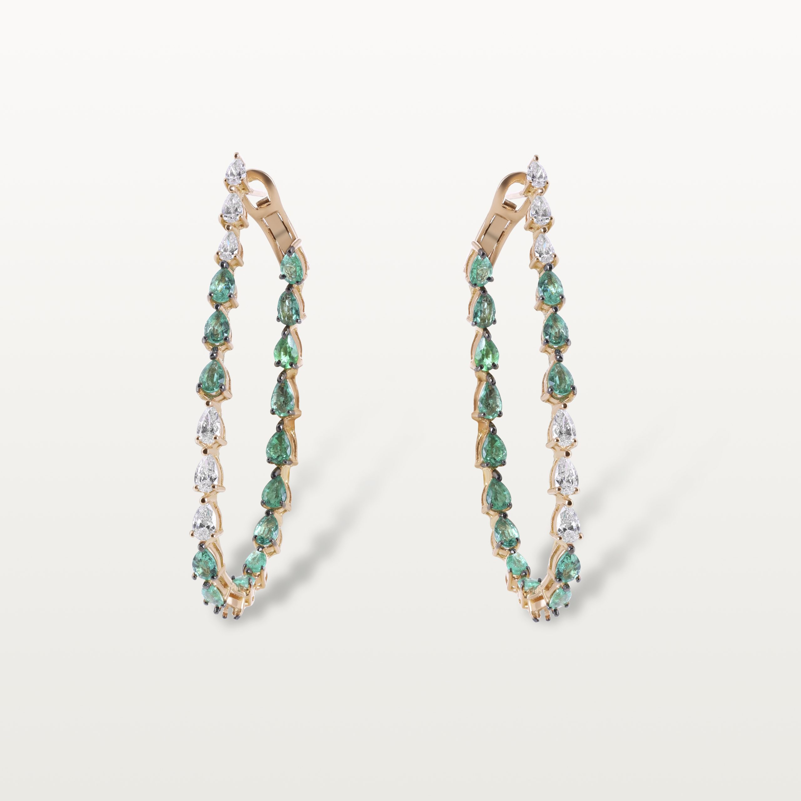 CRÉOLES A&MORE, POIRES DE DIAMANTS ET ÉMERAUDES