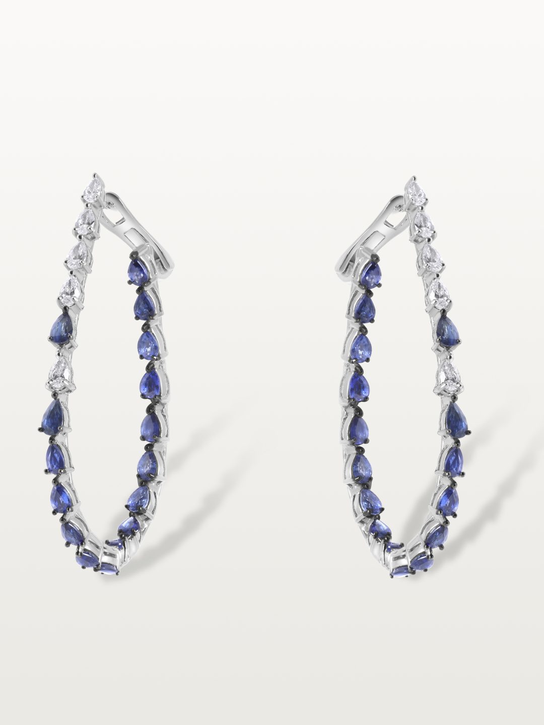 CRÉOLES A&MORE, POIRES DE DIAMANTS ET SAPHIRS