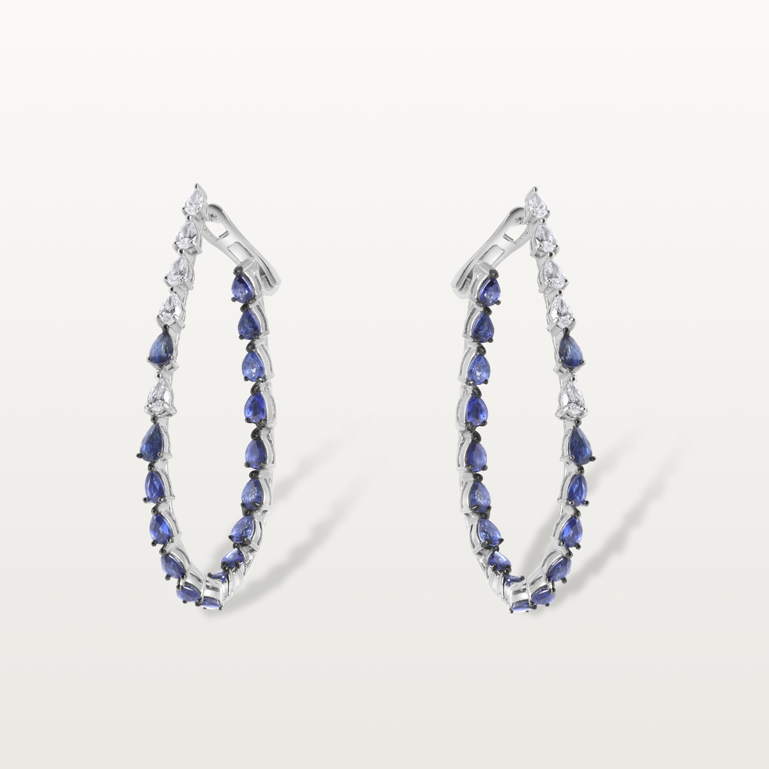 CRÉOLES A&MORE, POIRES DE DIAMANTS ET SAPHIRS