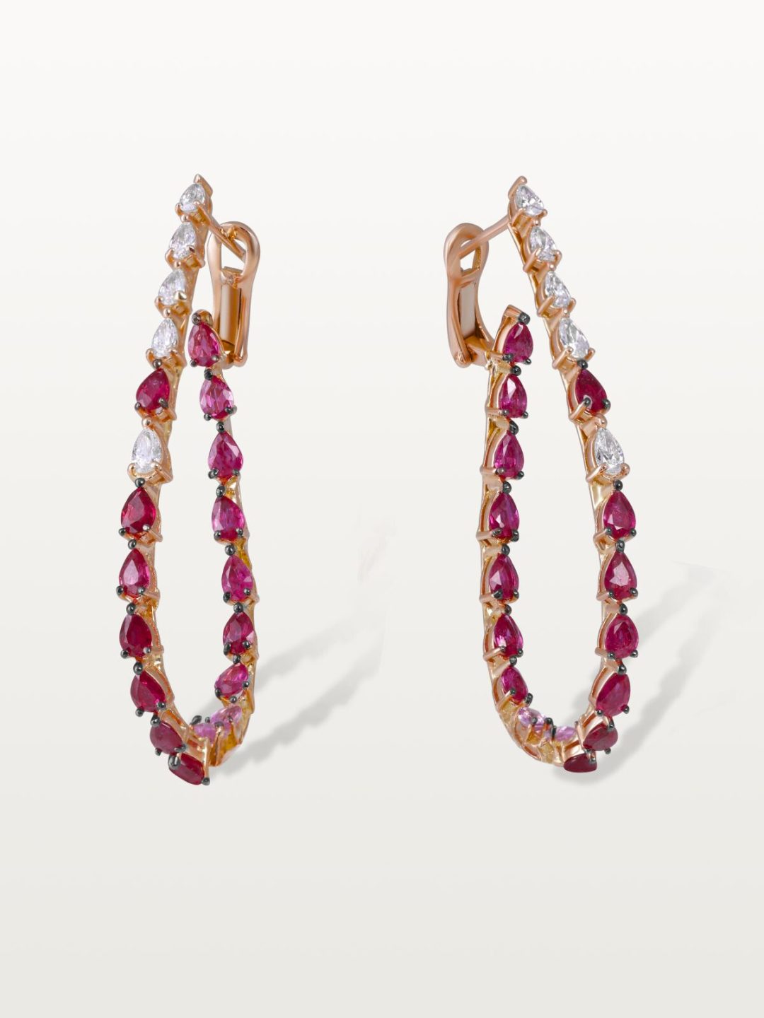 CRÉOLES A&MORE, POIRES DE RUBIS ET DIAMANTS