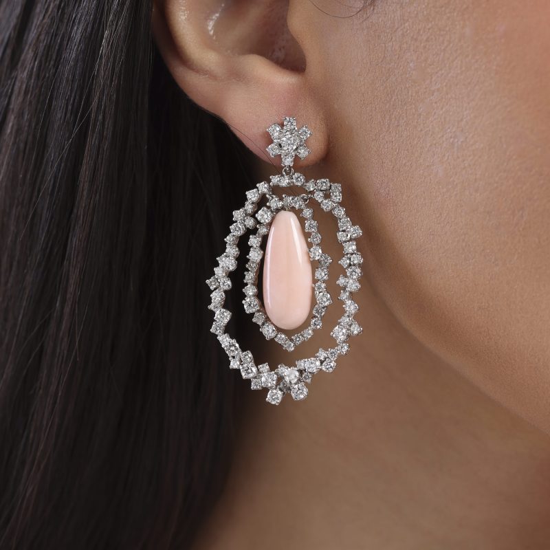 boucles-d’oreilles-diamants-blanc-corail-haute-joaillerie-maroc-le-lac-des-cygnes