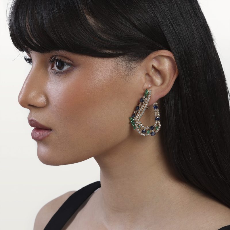 boucles-d’oreilles-diamants-blanc-rosas-emeraude-saphir-bleu-haute-joaillerie-kara.s-maroc2-le-lac-des-cygnes