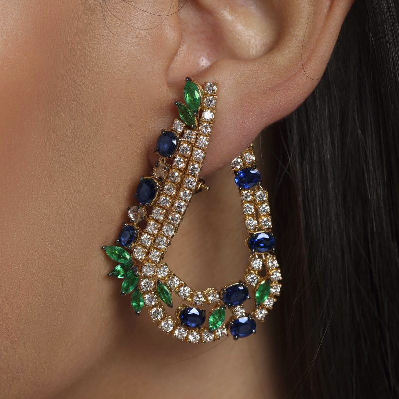 boucles-doreilles-diamants-blanc-rosas-emeraude-saphir-bleu-haute-joaillerie-kara.s-maroc3-le-lac-des-cygnes-1-800×800 – Modifié