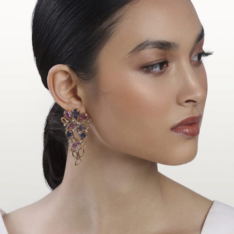 boucles-d’oreilles-diamants-blanc-saphirs-bleu-saphir-rose-or-rose-haute-joaillerie-kara.s-maroc2-le-lac-des-cygnes