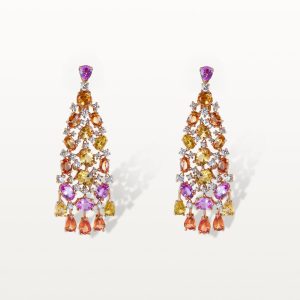 BOUCLES D’OREILLES LE LAC DES CYGNES, DRAPPÉ DE SAPHIR JAUNE, ORANGE ET ROSE