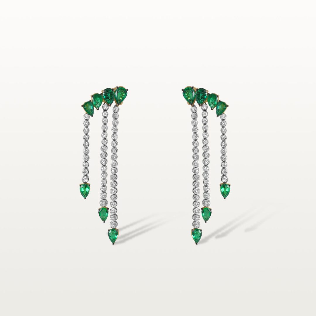 BOUCLES D'OREILLES LES IMPÉRIALES, TRIPLE CHUTE D'ÉMERAUDES  ET DE DIAMANTS