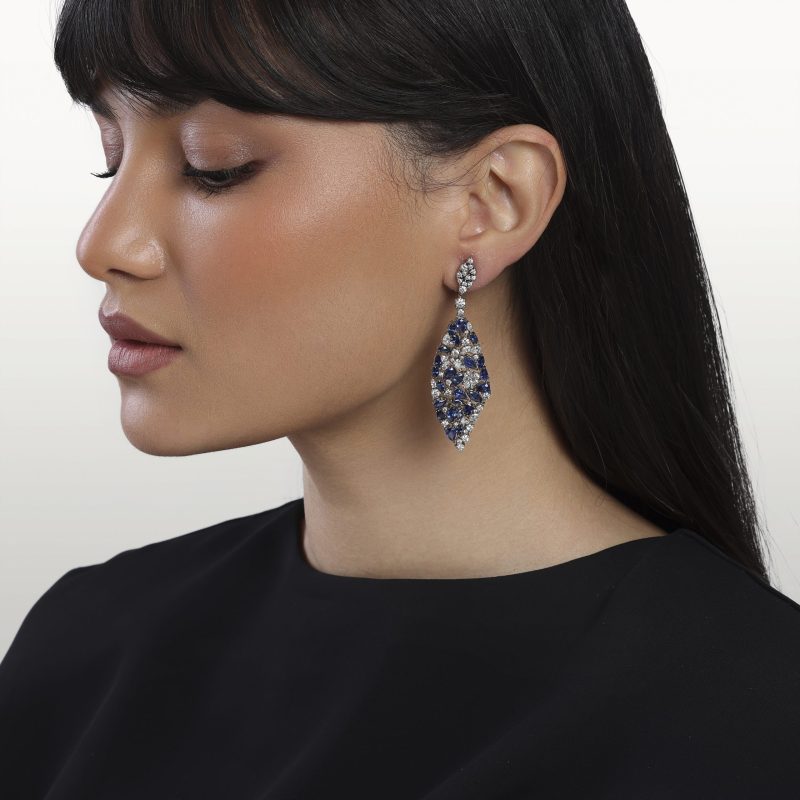 boucles-d’oreilles-saphirs-bleu-diamants-haute-joaillerie-kara.s-impériales