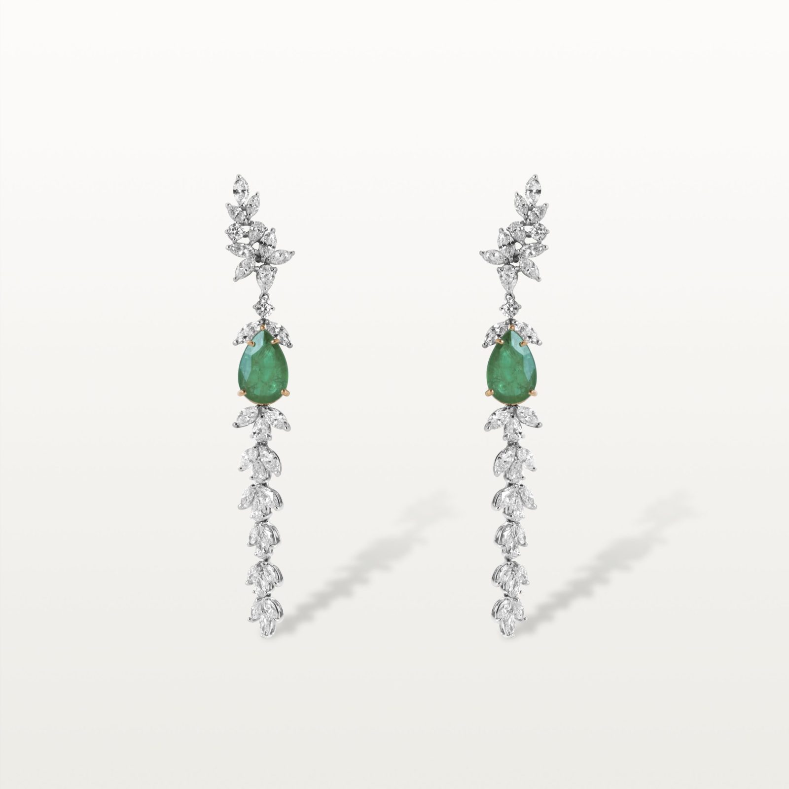 boucles-oreilles-emeraudes-diamants-haute-joaillerie-impériales