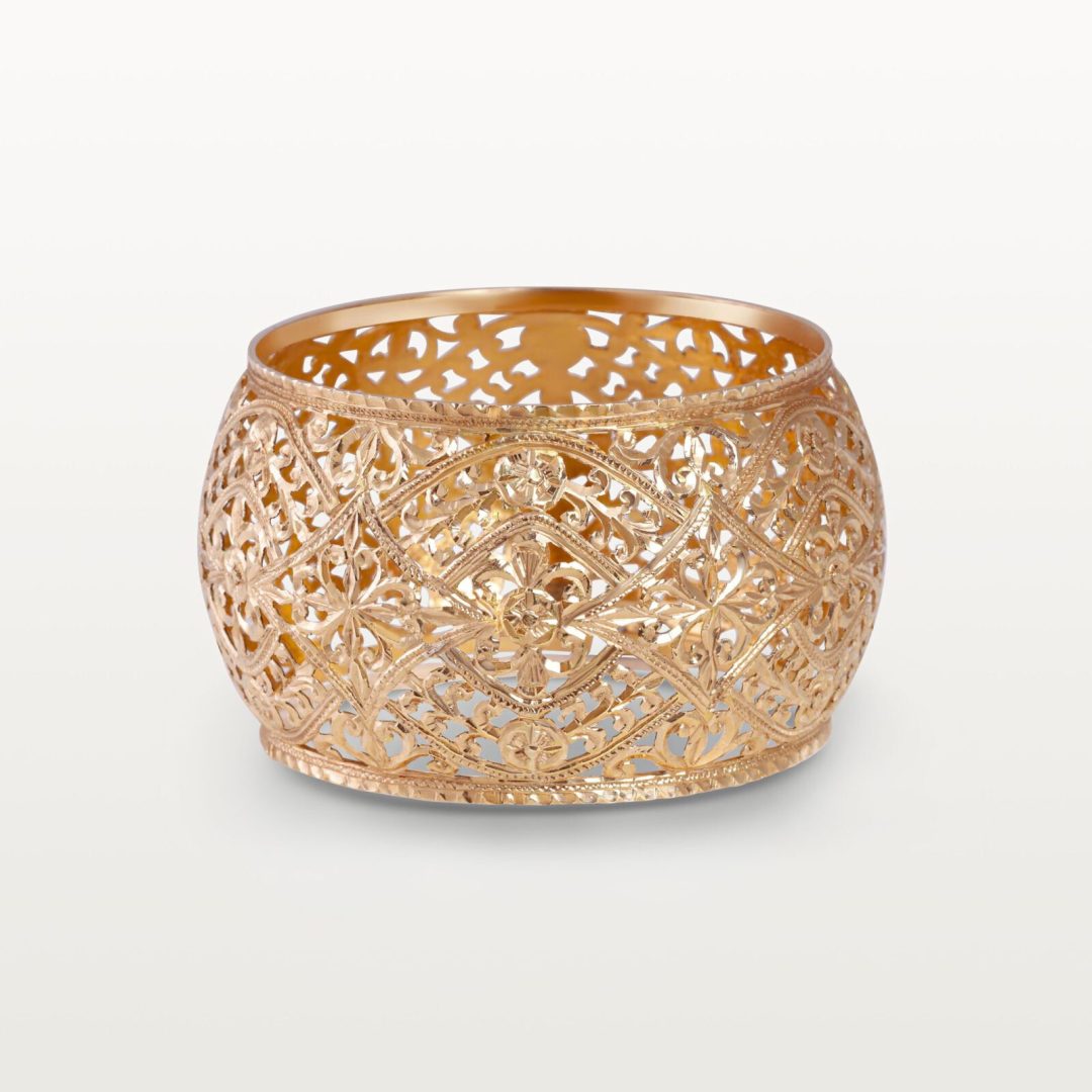 BRACELET "MENFOOKH" HOMMAGE AU PASSÉ, STRUCTURE AJOURÉE BOMBÉE