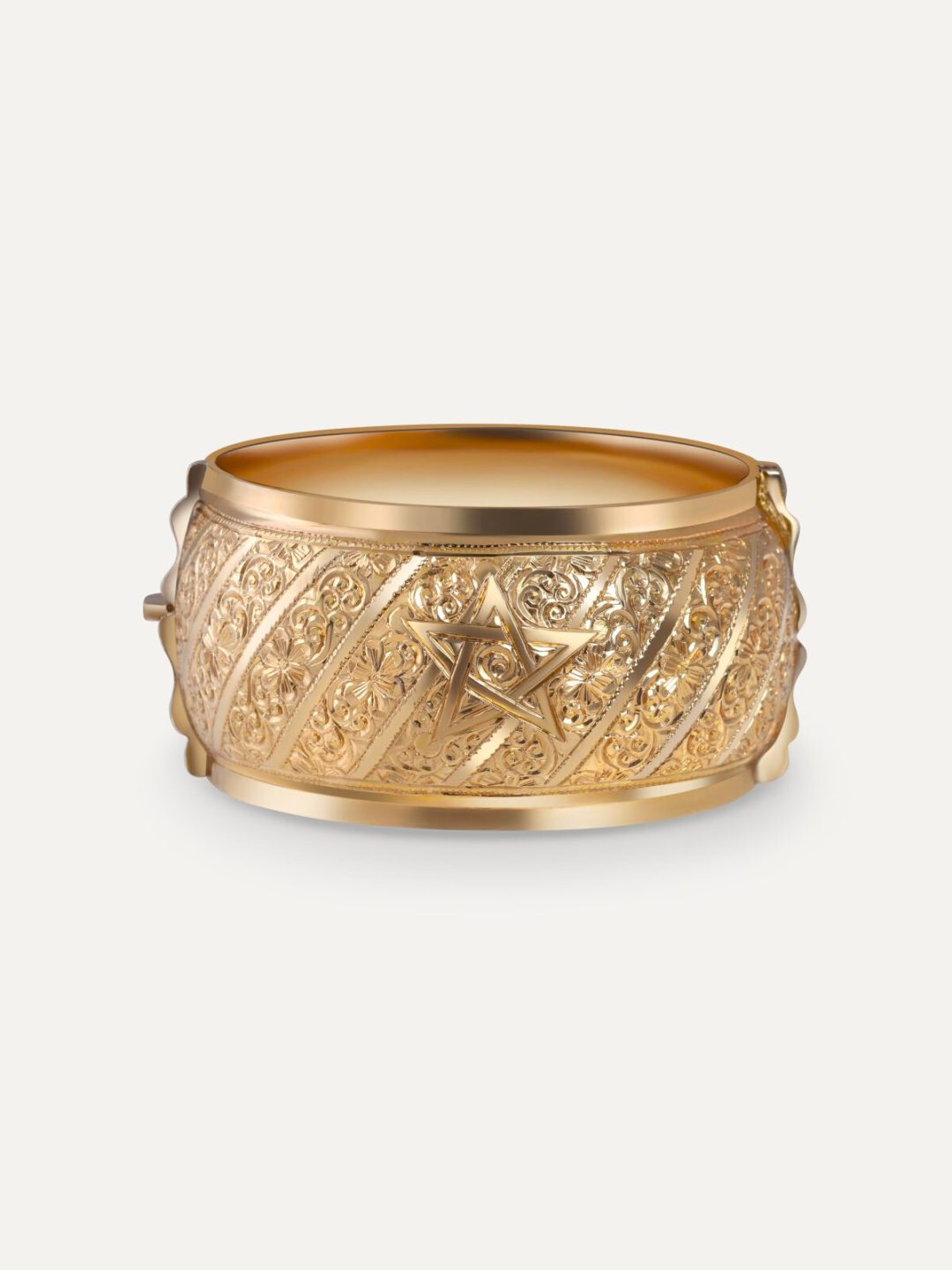 BRACELET "SOUIRI / NEJMA" HOMMAGE AU PASSÉ, MOTIF GRAVÉ À ÉTOILE CENTRALE