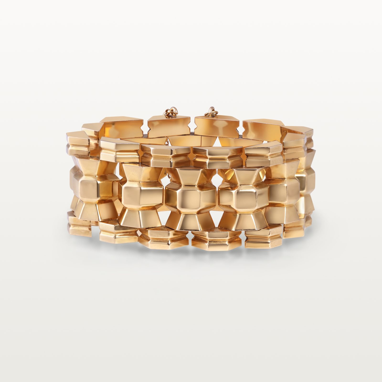 bracelet-or-wagon-modele-papillon-bijoux-traditionnelle-marocain-beldi-ancien-kara.s-joaillerie-maroc-hommage-au-passé