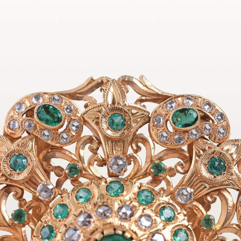 bzim-fekroun-emeraudes-roses-de-diamants-bijoux-traditionnelle-marocain-beldi-ancien-hommage-au-passé 2 – Modifié
