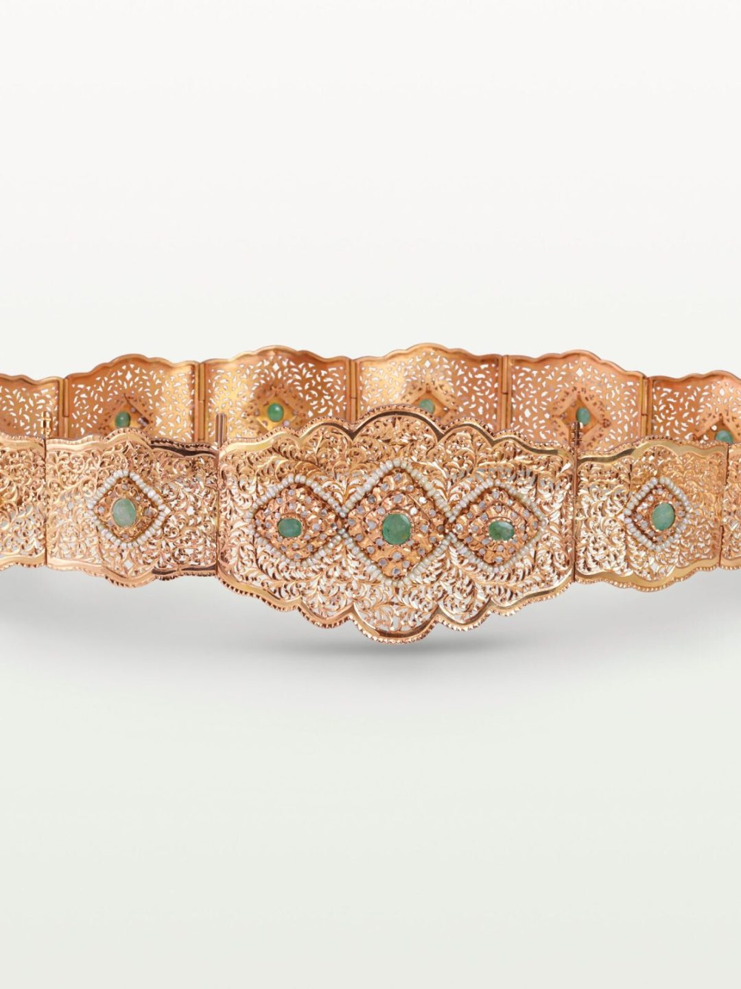 CEINTURE MDAMA "ACH O FNAR" HOMMAGE AU PASSÉ, ENCADRÉS DE PERLES SUR MOTIFS FILIGRANÉS