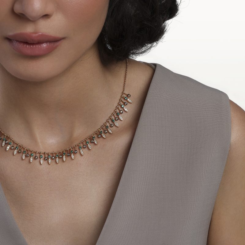 collier-chute-emeraudes-diamants-marron-a-&-more