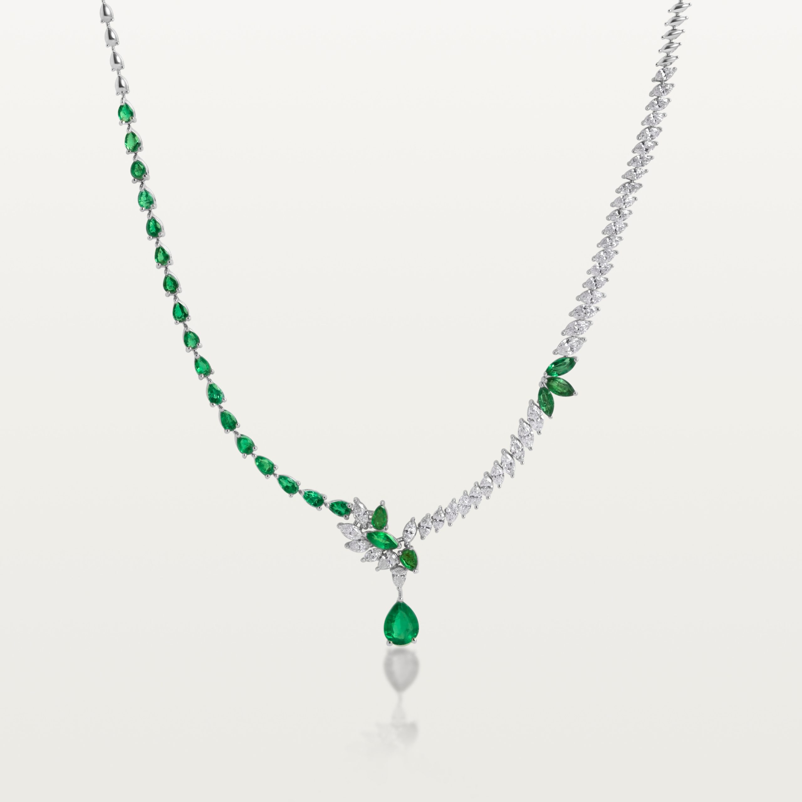 COLLIER IMPÉRIALES, EMERAUDE ET DIAMANTS