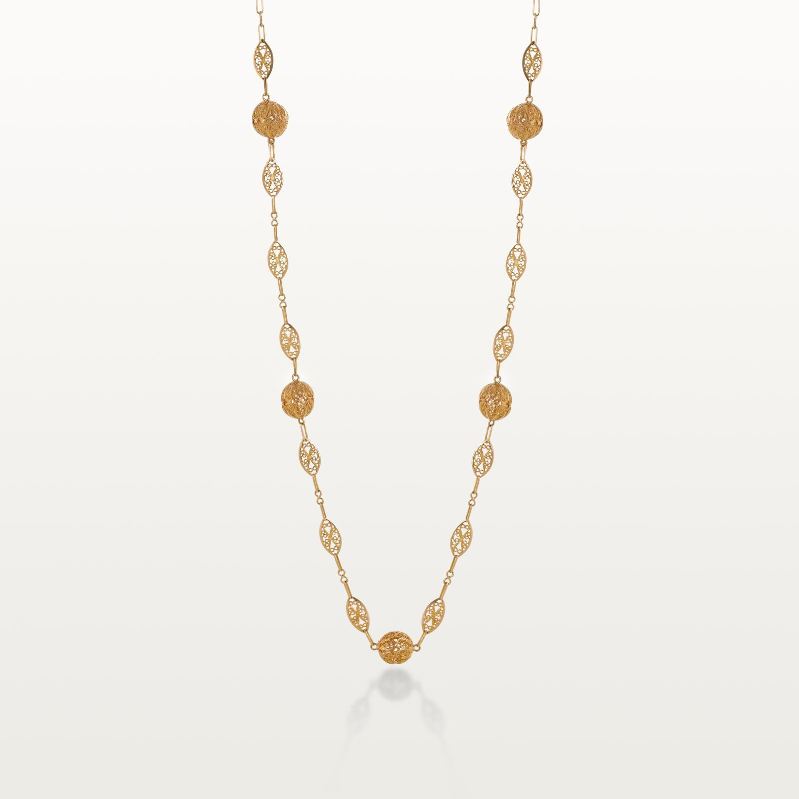 COLLIER "ZARIAA" HOMMAGE AU PASSÉ, ALTERNANCE DE MODULES AJOURÉS OVALES ET RONDS