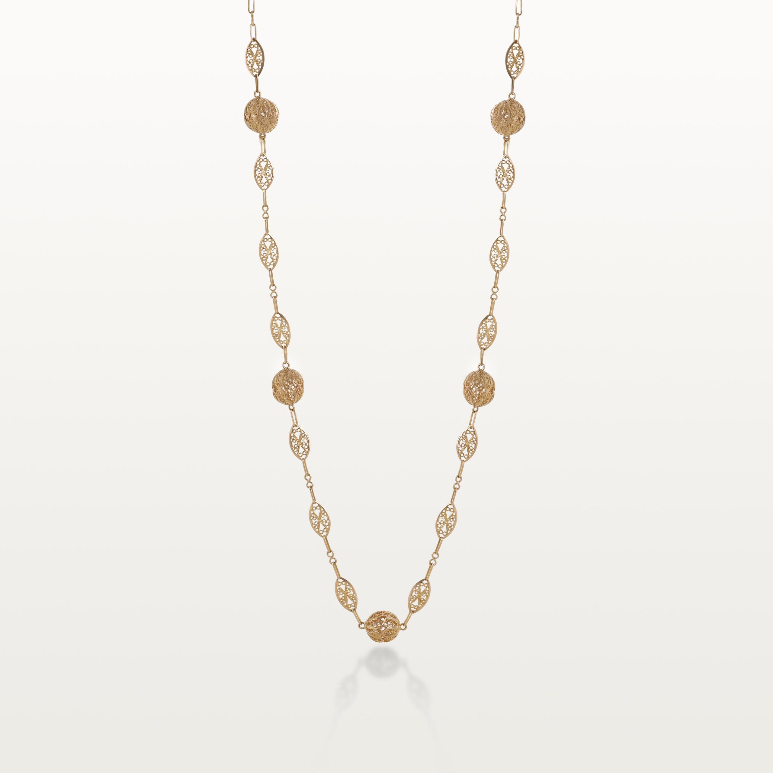 COLLIER "ZARIAA" HOMMAGE AU PASSÉ, ALTERNANCE DE MODULES AJOURÉS OVALES ET RONDS