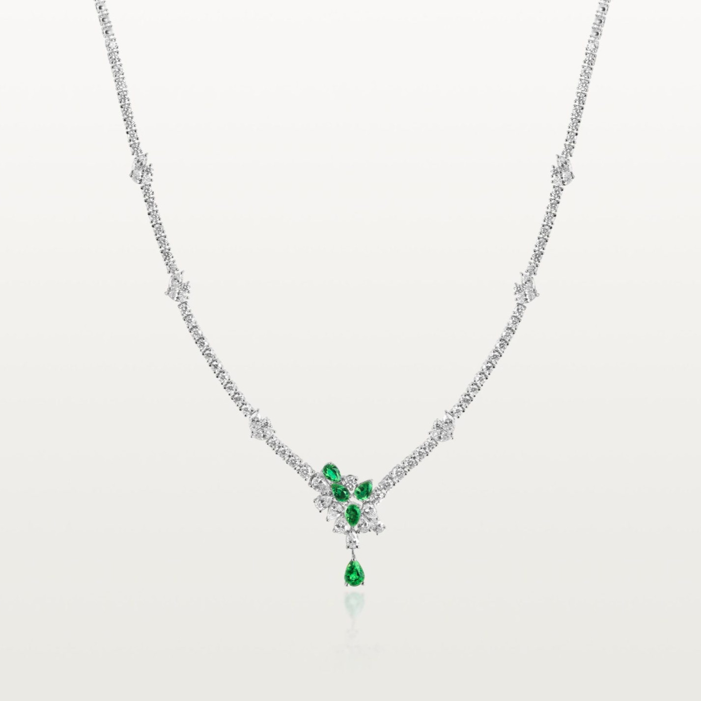 COLLIER LES IMPÉRIALES, BOUQUET D'EMERAUDES ET DE DIAMANTS