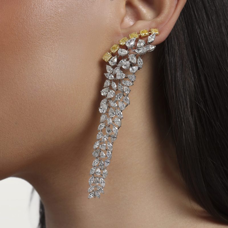 haute-joaillerie-boucles-d’oreilles-diamants-blanc-diamants-jaunes-cascade-kara.s3-impériales