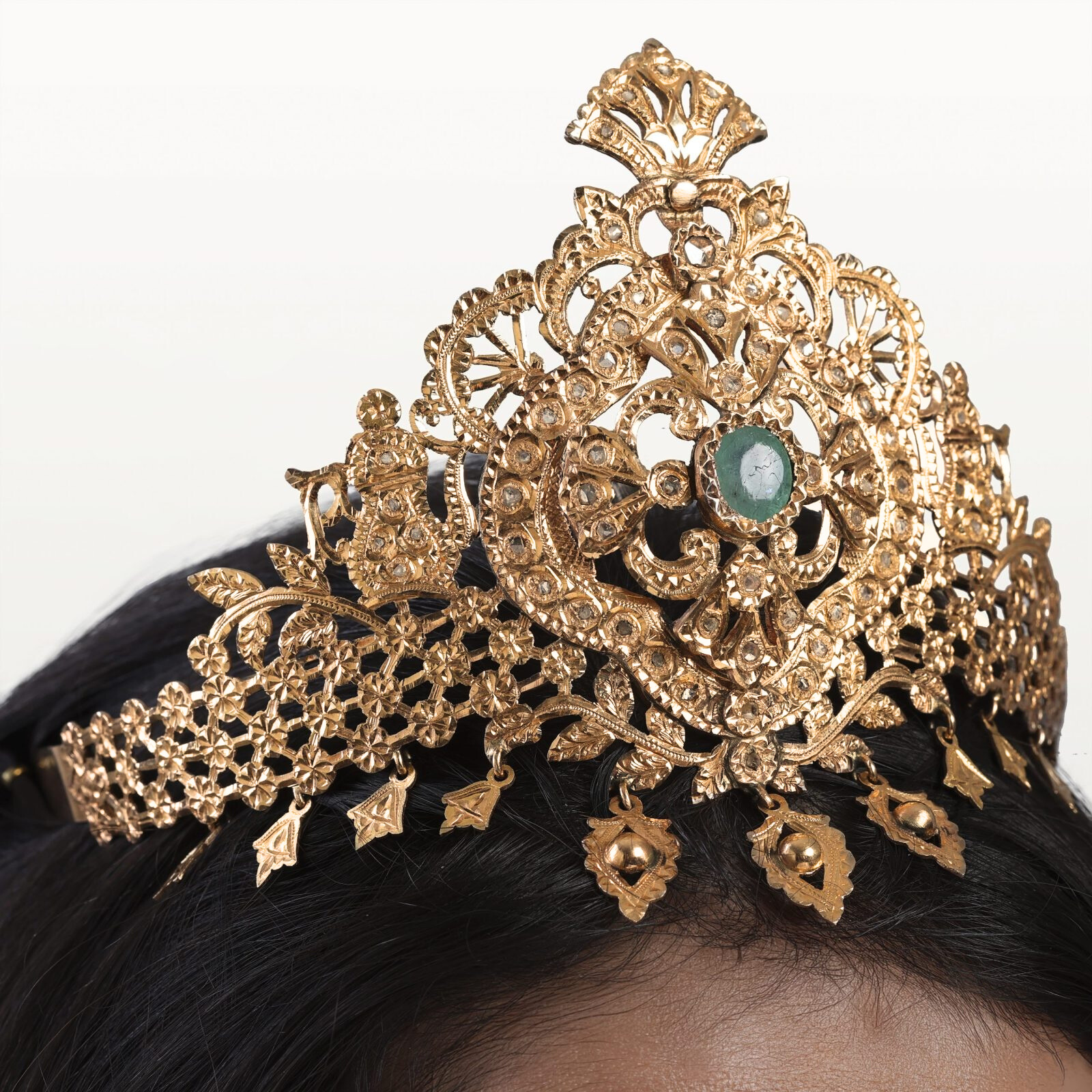 taj-frafr-couronne-or-bijoux-traditionnelle-marocain-beldi-ancien-kara.s-maroc-hommage-au-passe-1-1600×1600 – 5