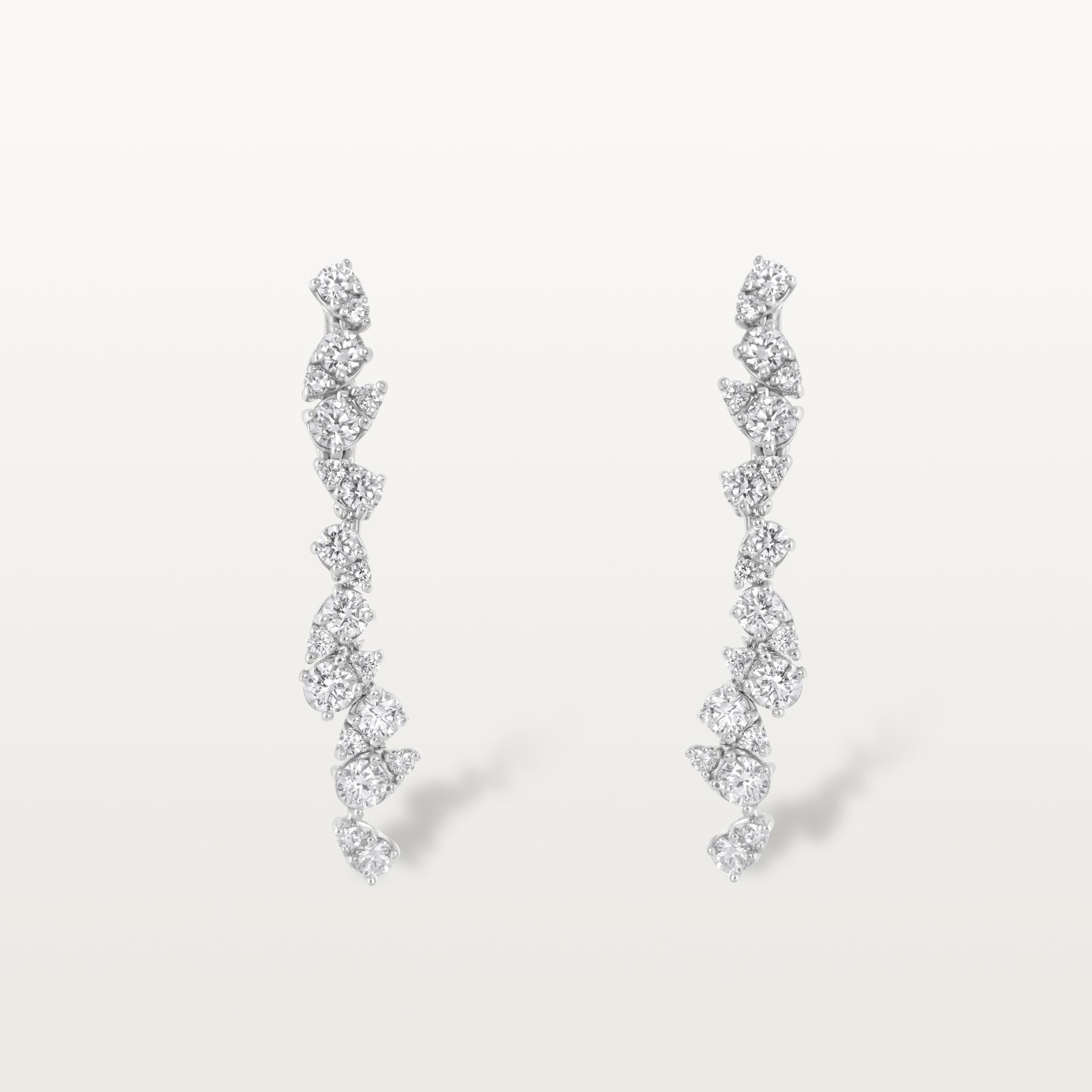 boucles-d’oreilles-chutes-déstructuré-diamants-les-klassiques