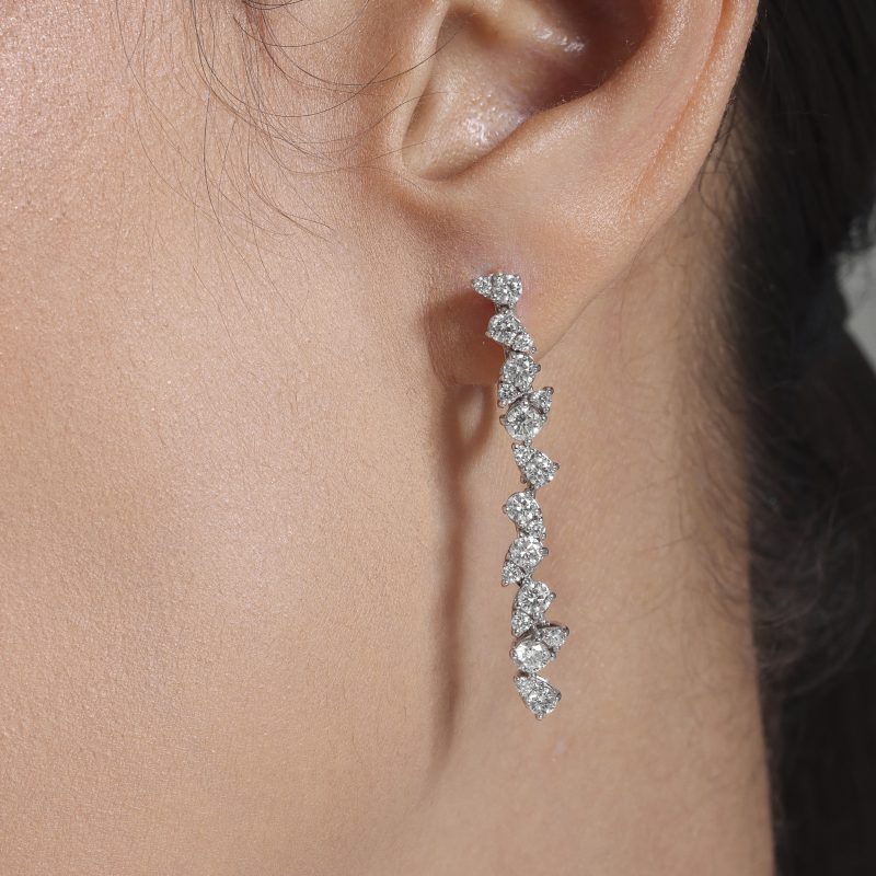 boucles-d’oreilles-chutes-déstructuré-diamants-les-klassiques2