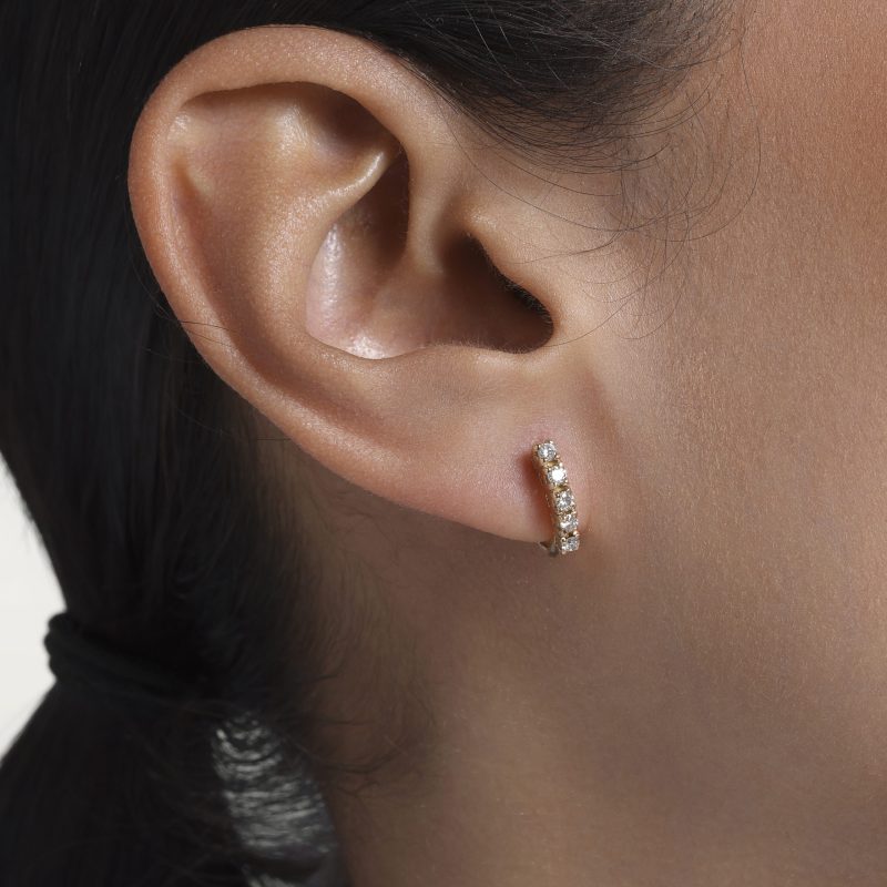 boucles-d’oreilles-créoles-petit-modèle-or-jaune-diamants-les-klassiques3