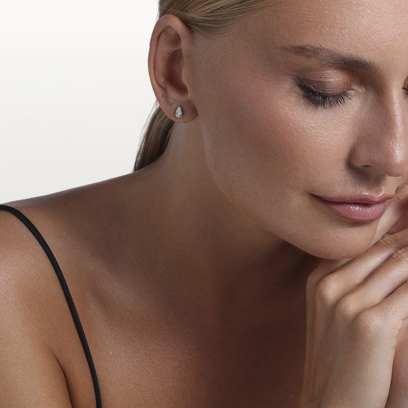 boucles-d’oreilles-puce-forme-poire-diamants-les-klassiques2