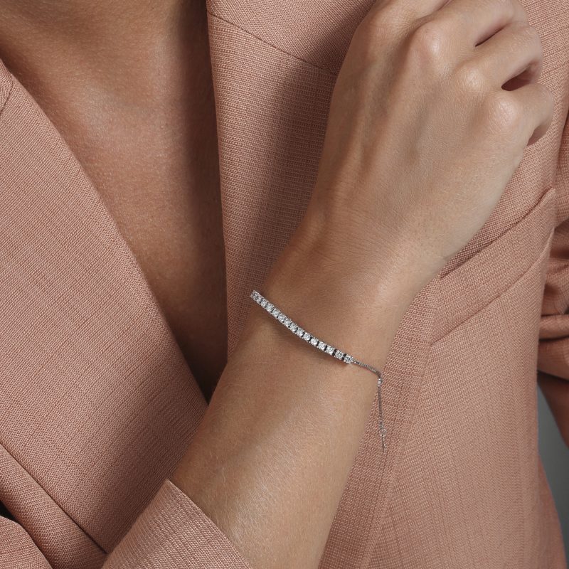 bracelet-tennis-demi-serti-diamants-blanc-les-klassiques