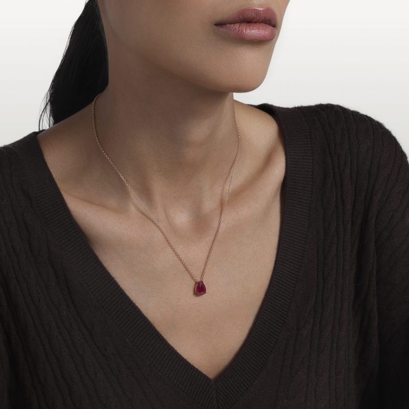 collier-pierre-au-cou-poire-rubis-les-klassiques2