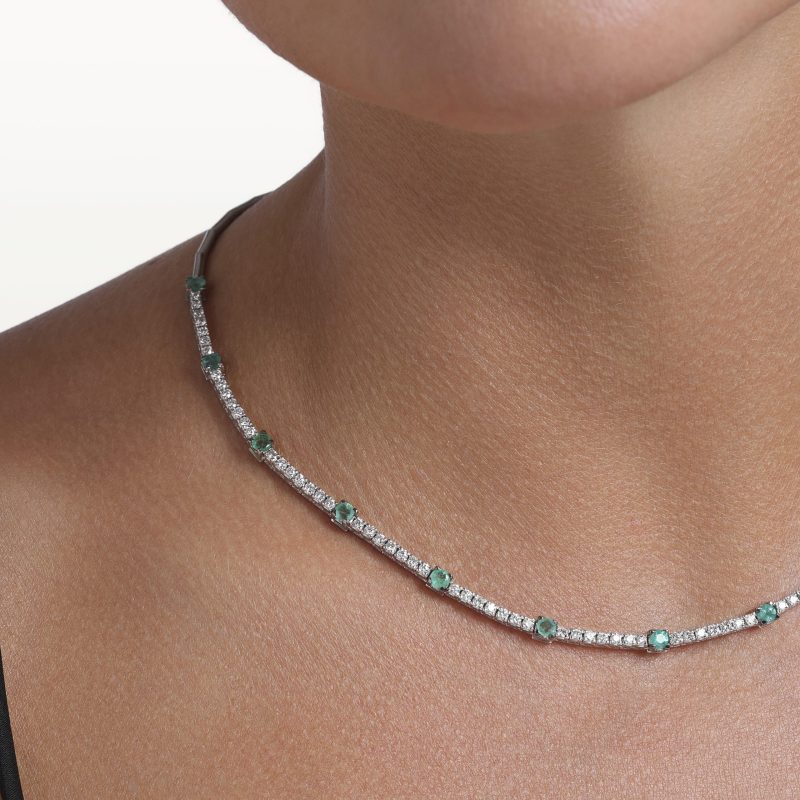 collier-rivière-demi-serti-diamants-emeraudes-alternés-les-klassiques3