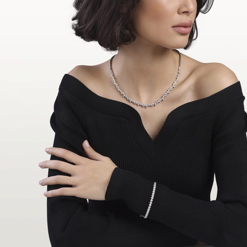 parur-bracelet-tennis-diamants-rond-serti-clos-rivière-au-cou-destructuré